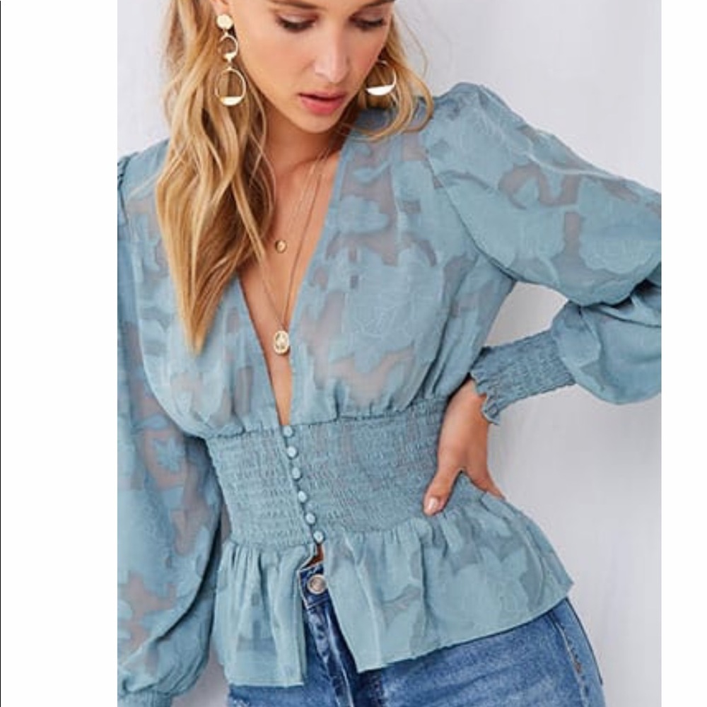 Gorgeous floral lace top